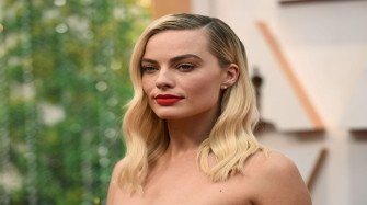 Margot Robbie  Iphone 11 Wallpaper1